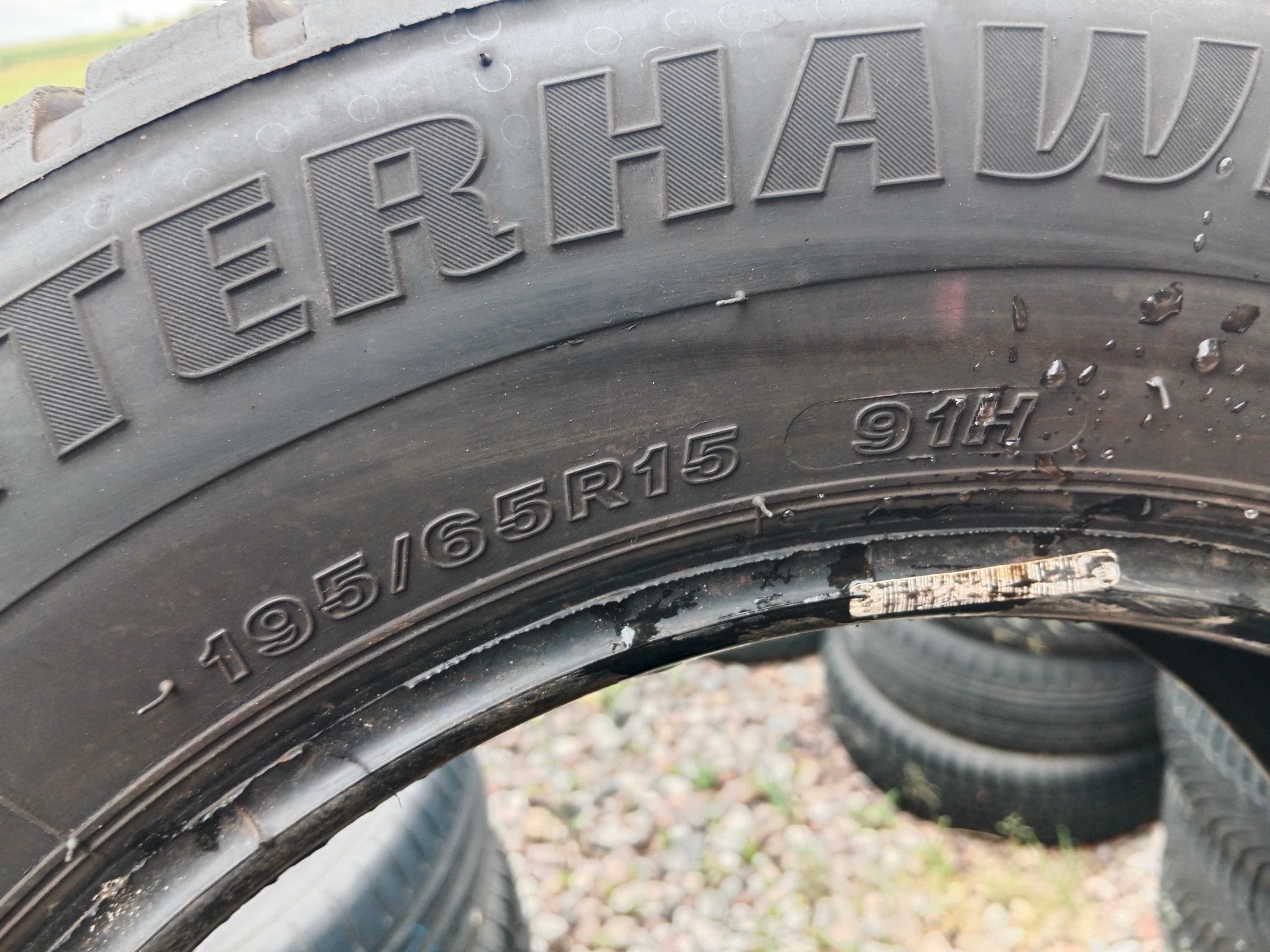 Opona używana 195/65R15 Firestone Winterhawk 3 1szt.