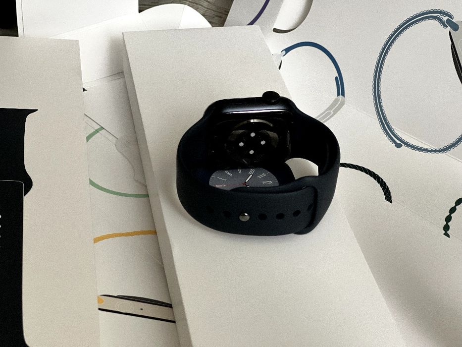 Apple Watch Series 8,41 мм — Open Box — смарт - годинник
