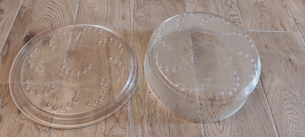 Pojemnik na tort lub ciasto z grubego plastiku