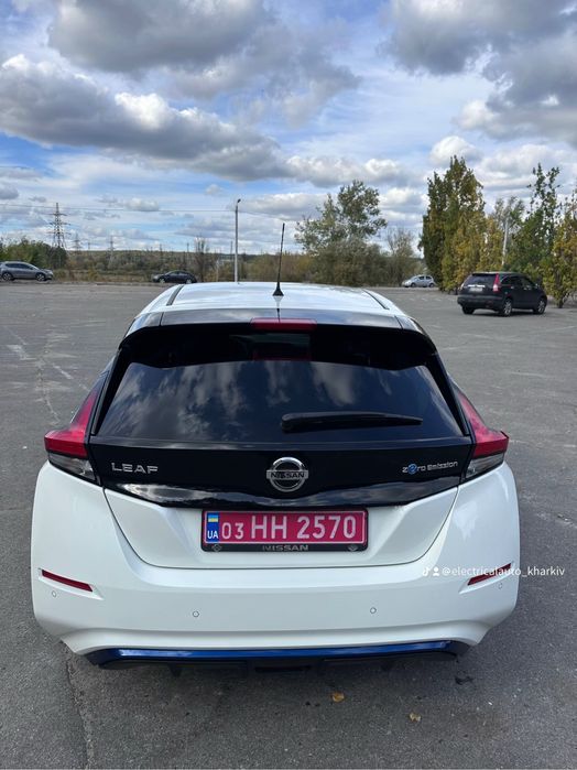 Продам Nissan Leaf 40 kwt