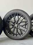 Jantes AEZ Porto Black Perfomance 20’’ com pneus Continental