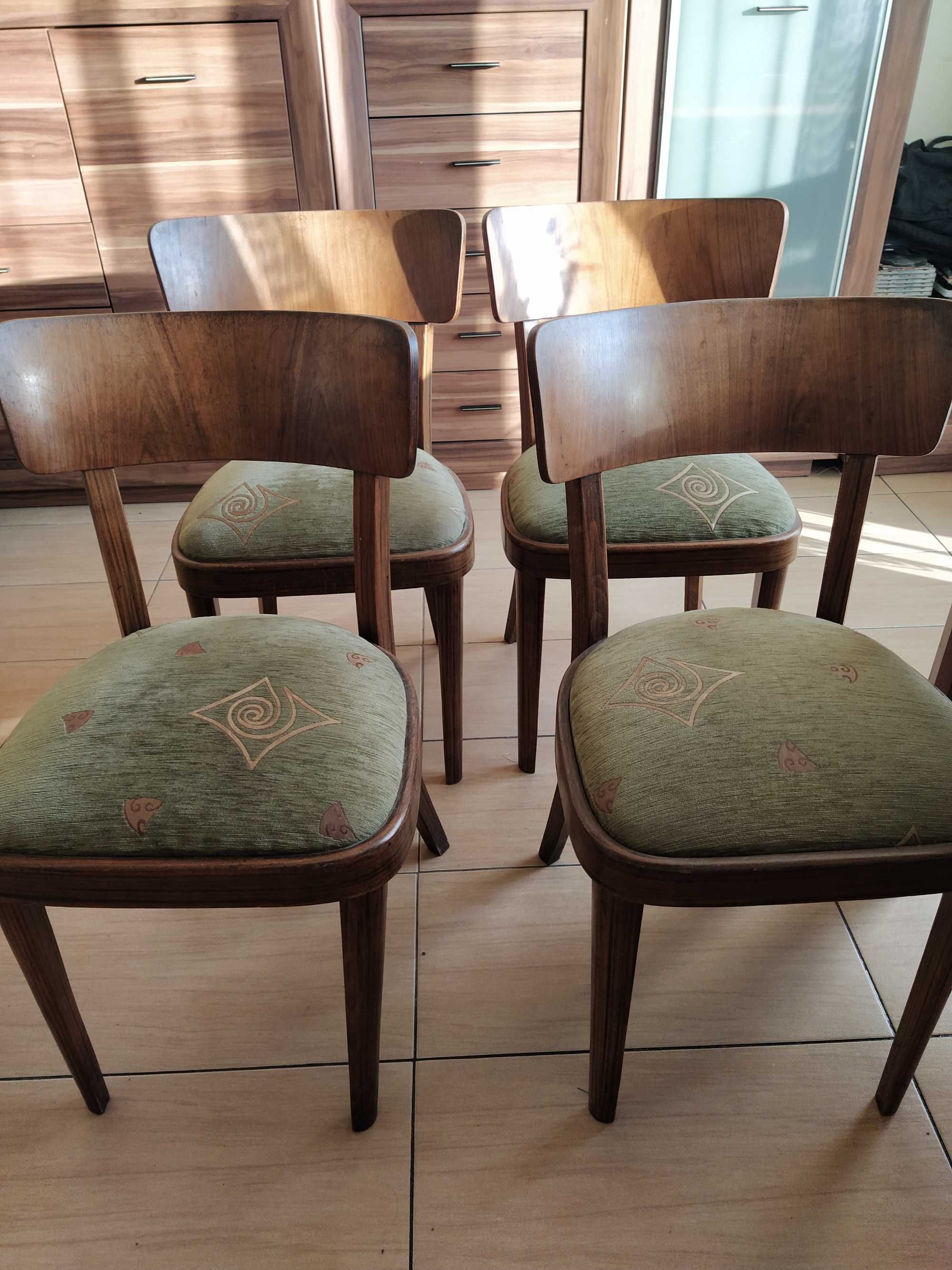 Krzesła firmy THONET