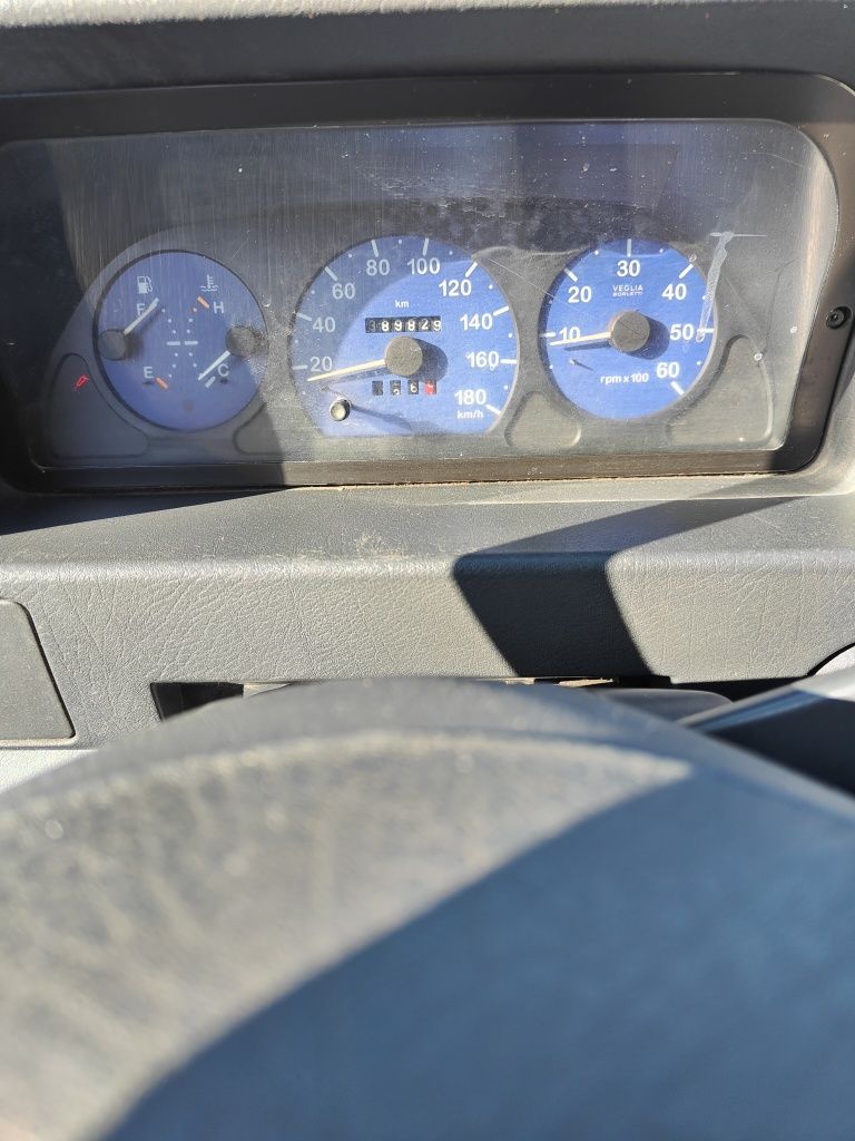 Motor 2.8 JTD respetiva centralina de uma Fiat Duca