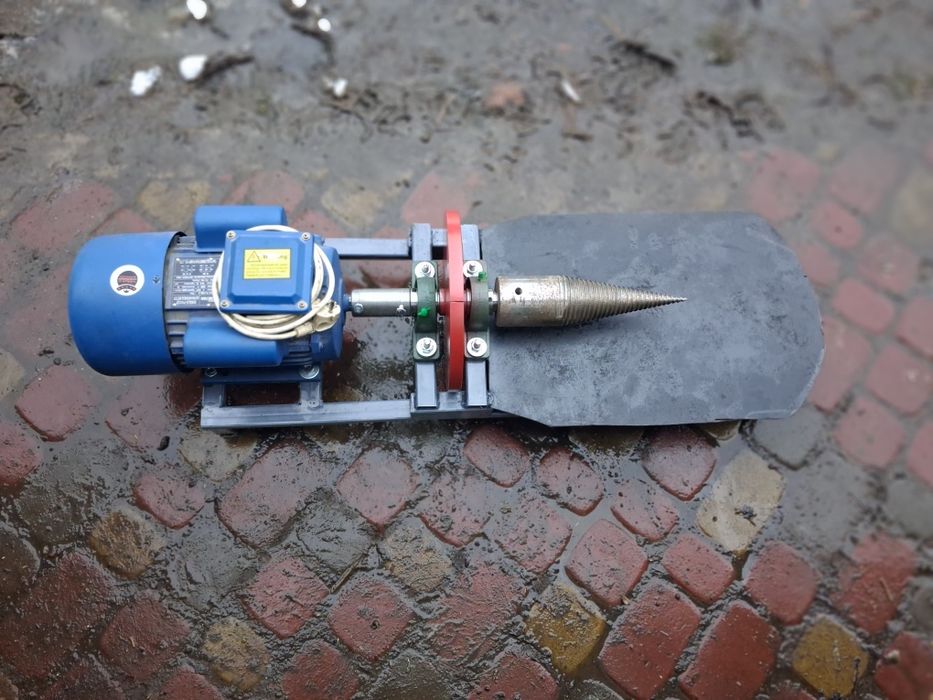 Продається дровокол 220в 4кв