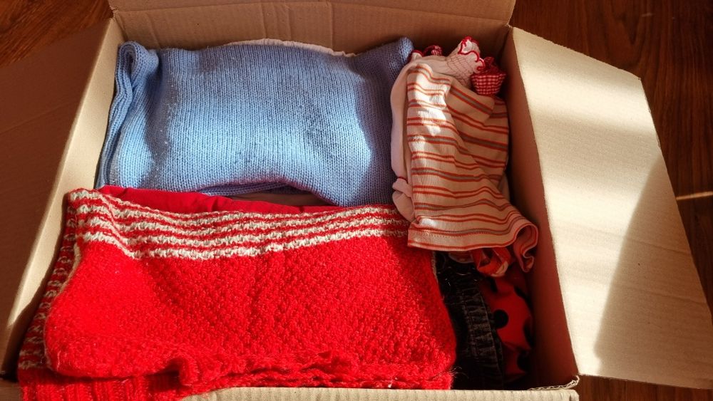 Віддам дитячі речі