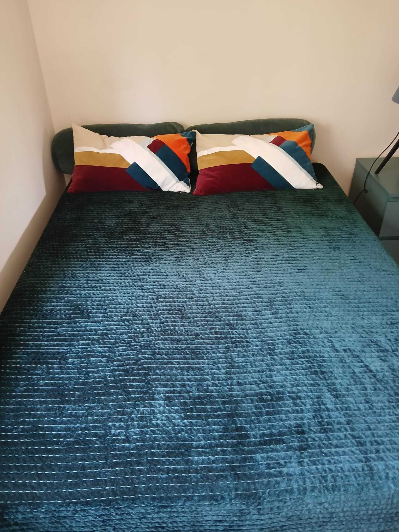 Cama e Colchão usado