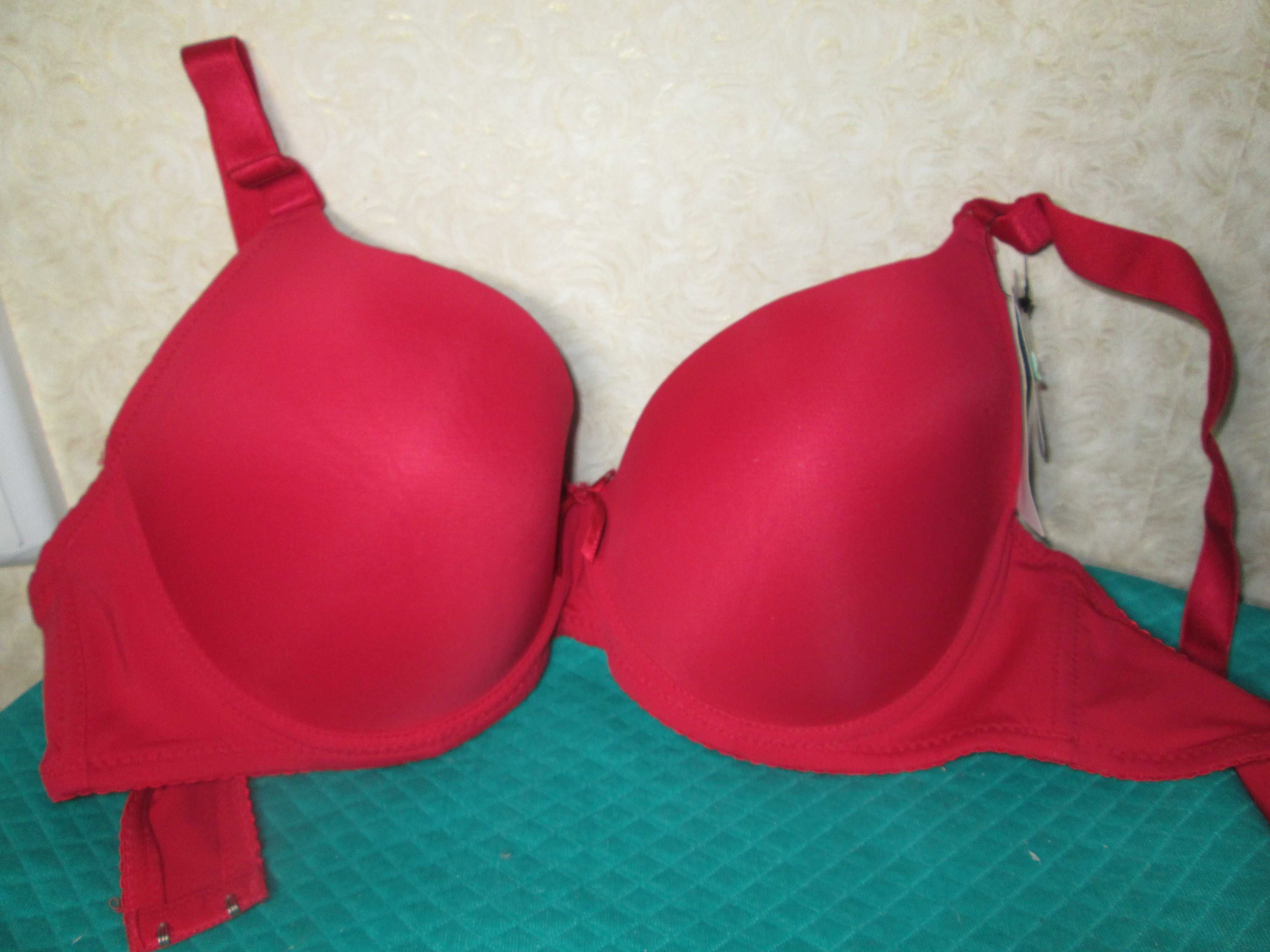 Бюстгальтеры 80 С, 85 C, 90 D