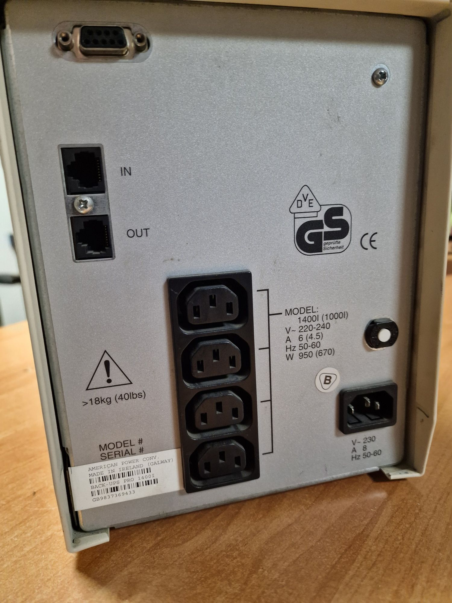 UPS zasilacz awaryjny 950W APC BackUps PRO 1400