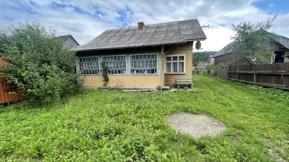 Продається деревяний будинок