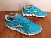 Кроссовки reebok  realflex optimal 
 оригінал 

Розмір по бірці:

USA