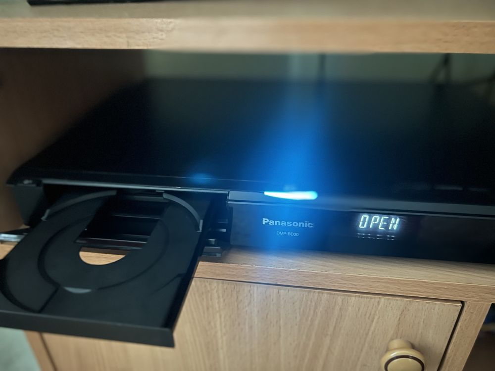 Програвач blu-ray panasonic