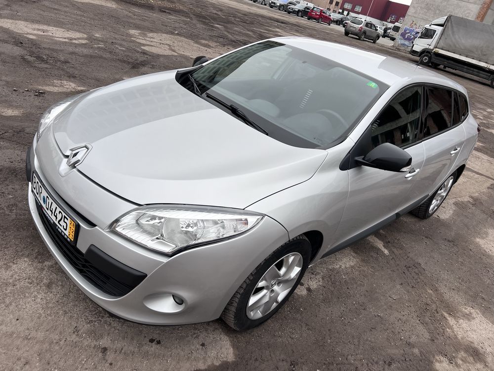 RENAULT Megane Автомат