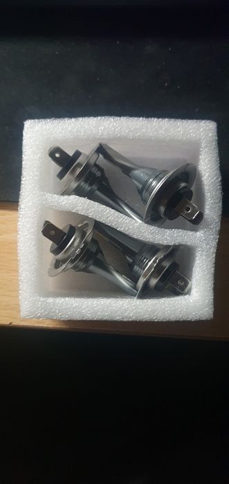 4 żarówki led H7 12V