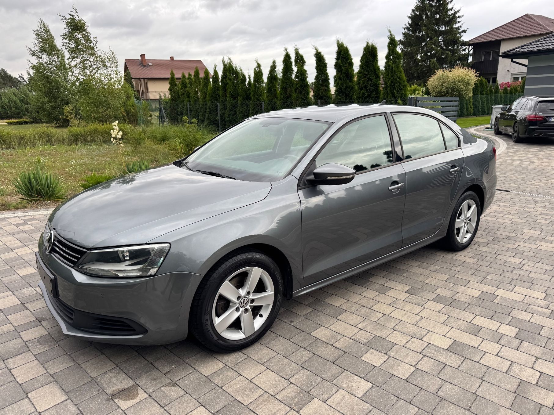Volkswagen Jetta 1.6TDi 105KM * Navi * Klima * Alu *