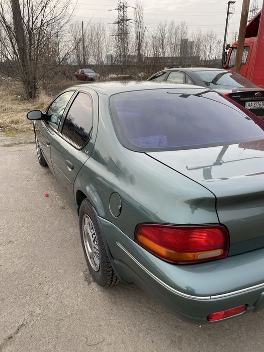 Chrysler Stratus LE 2.0