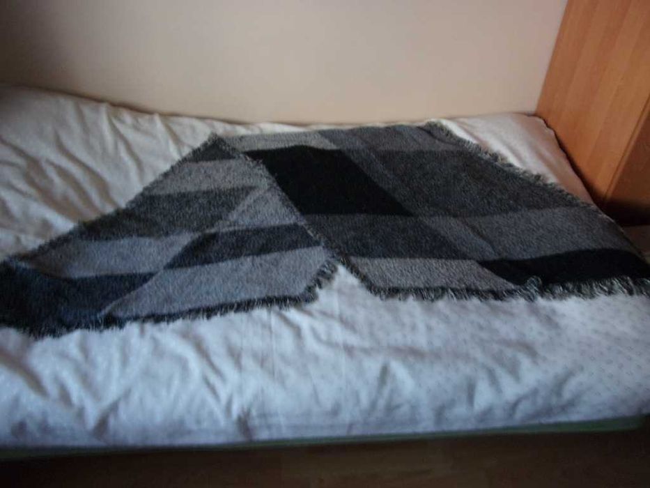 Ciepły zimowy szaro czarny szal