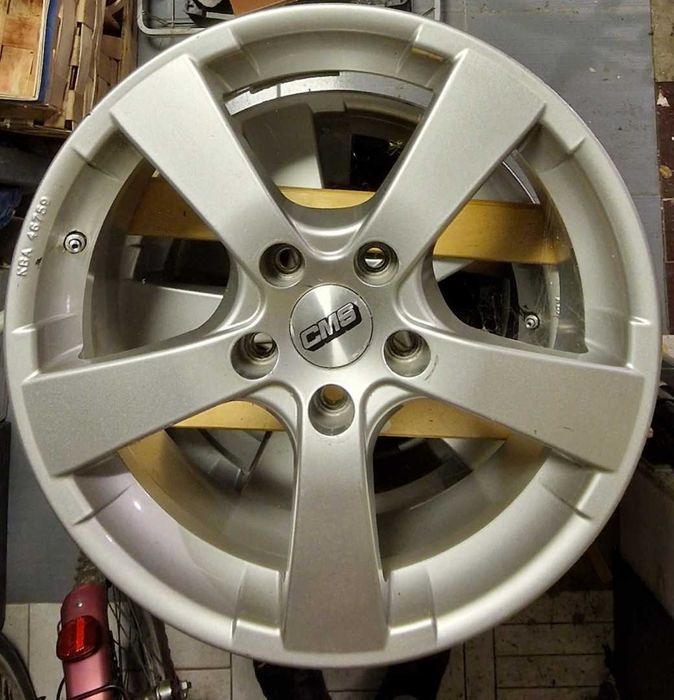 Felgi Alu 17 cali 5x114.3 et48 7.5Jx17 KIA Hyundai Lexus Toyota Mazda