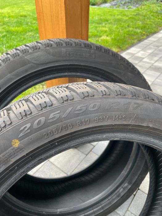 Opony zimowe 205/50 R17 Pirelli Cinturato Winter 2 

Czytaj więcej: h