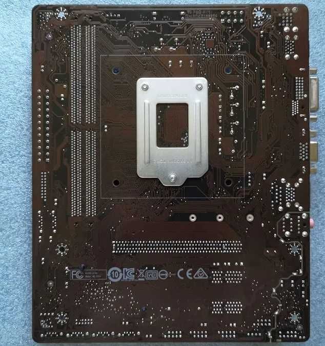 MSI B250M PRO-VD S1151 повністю рабоча+ заглушка.