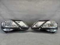 Mercedes W212 Lampy Przód Przednie Bi-Xenon Skrętny Lewa+Prawa EU IGŁA