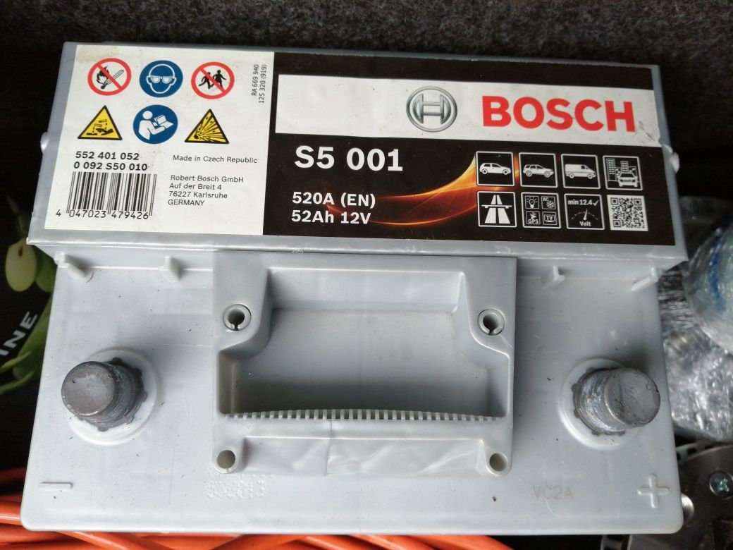 Sprzedam akumulator Bosch 52ah 520a