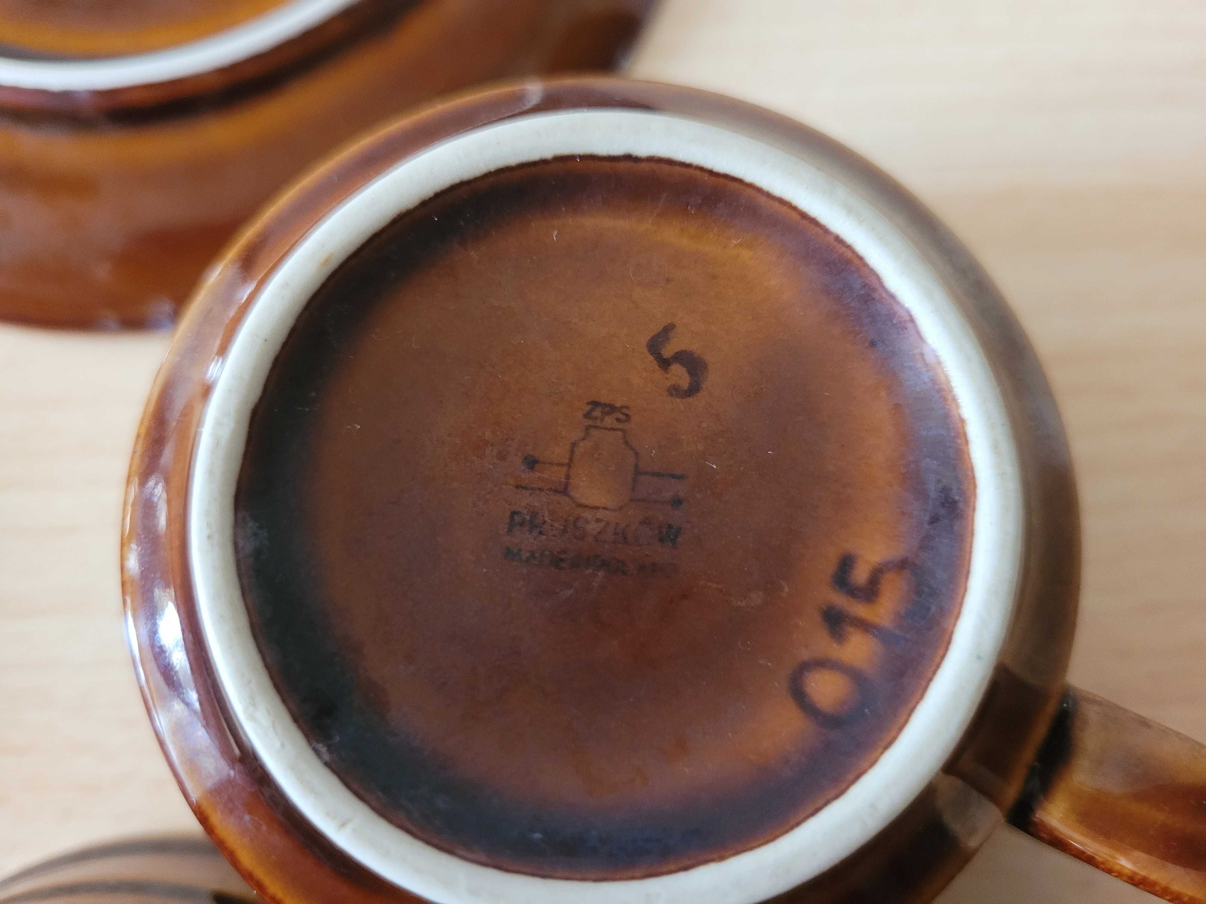 Prl Pruszków Filiżanki spodeczki porcelit