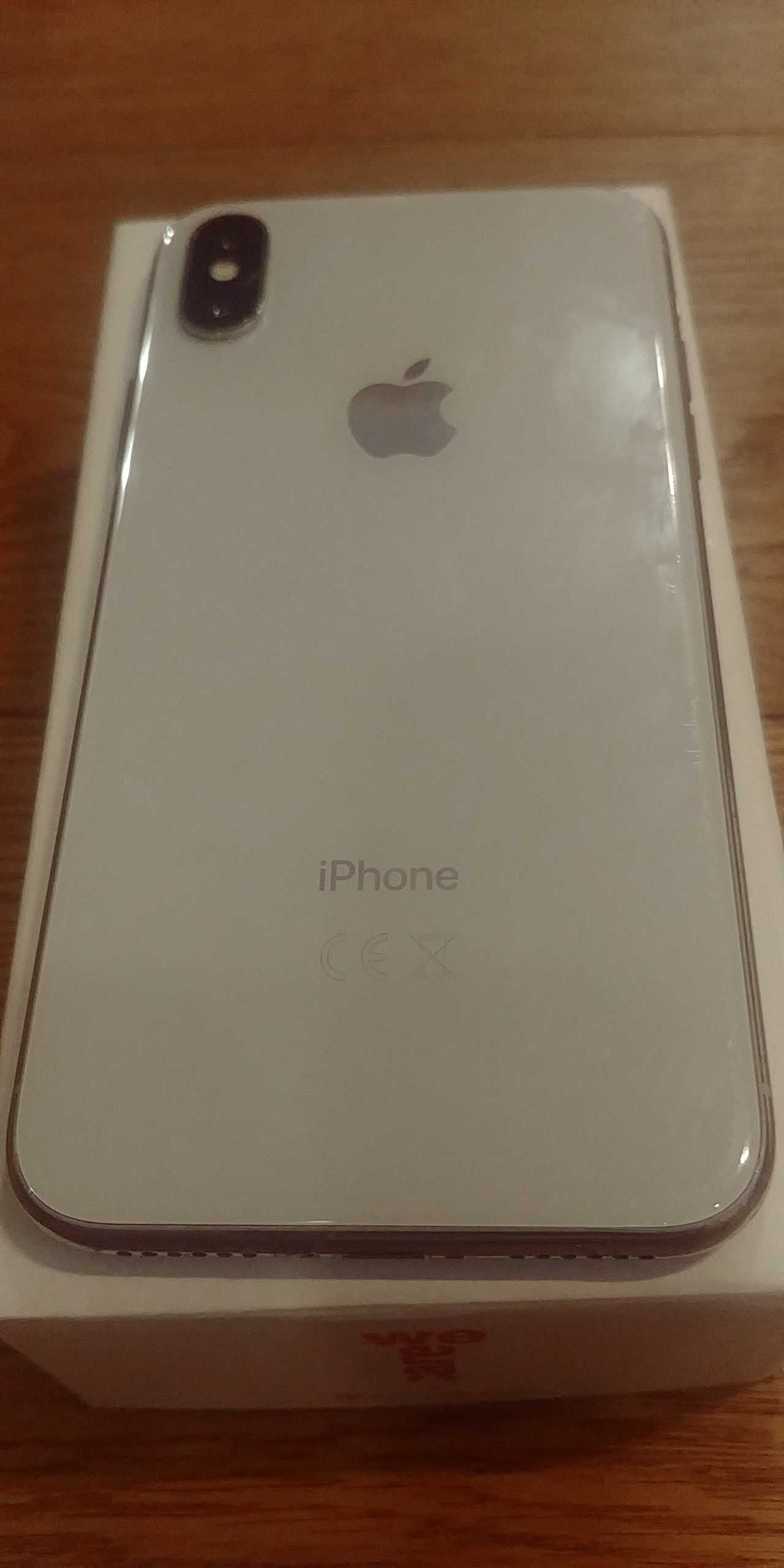 IPhone X 64gb  srebrny
