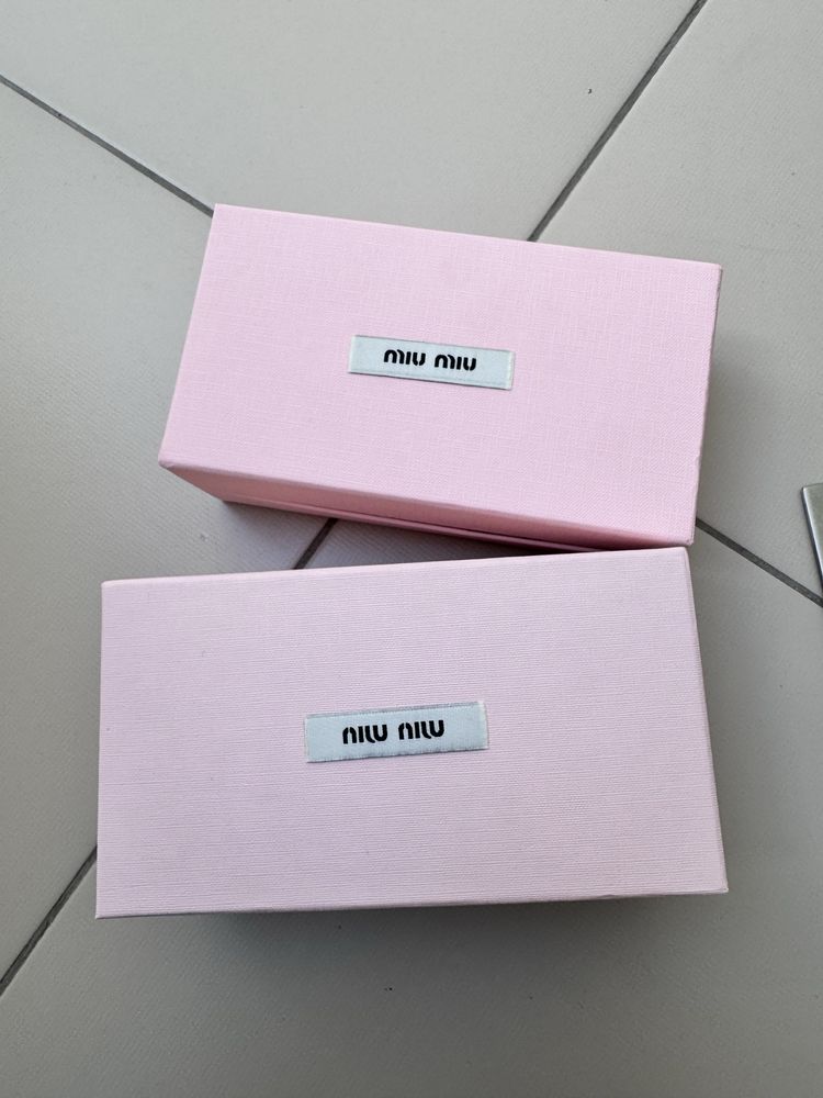 Коробки Miu Miu від окулярів