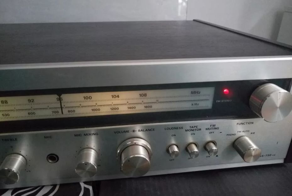 Japoński amplituner Nippon Columbia Denon SS-730