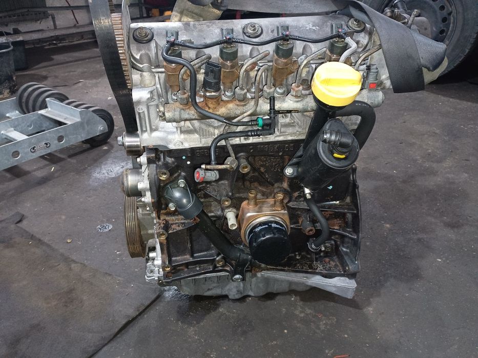 Silnik Renault Trafic Opel Vivaro f9k 1.9 DCI