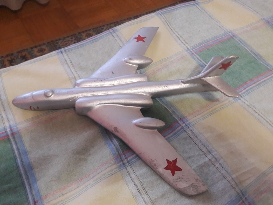 Игрушка советская модель самолет