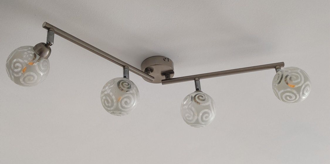 Lampa sufitowa ruchome ramiona