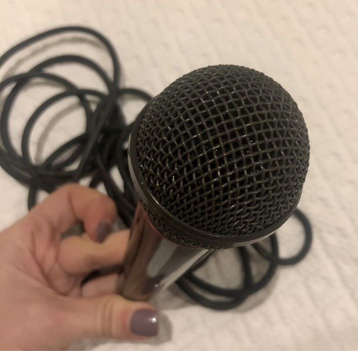 Microfone dinâmico F-VX200 preto Sony