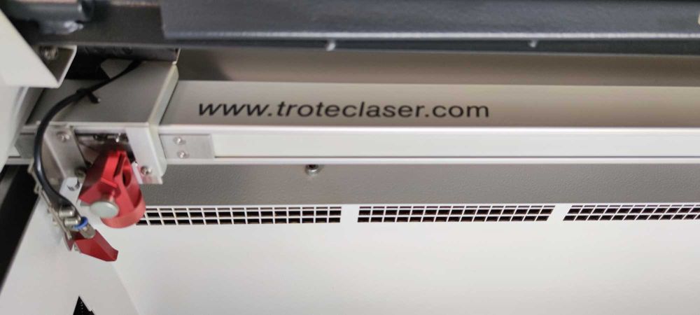 Laser Trotec Speedy 100 60W.