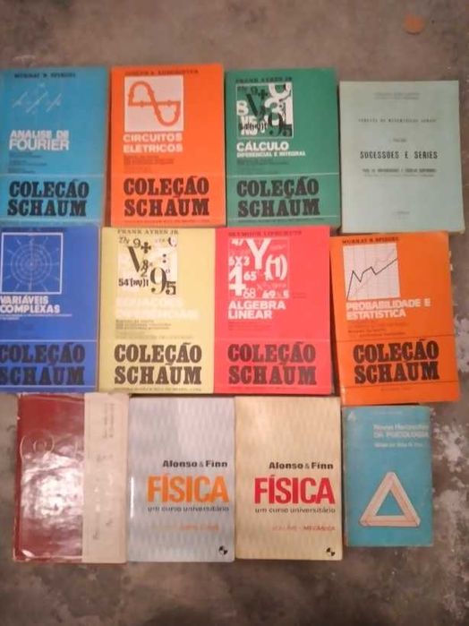 Diversos livros de informática e matemática