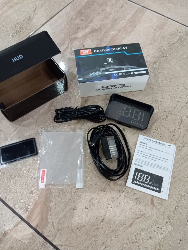Wyświetlacz projektor LED LCD HUD USB M 7