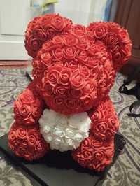 Ведмедик із троянд
