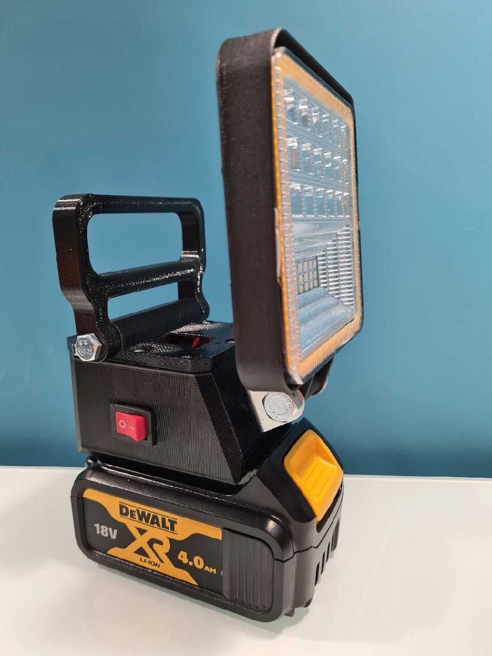 Lampa LED z zabezpieczeniem do akumulatora DEWALT Xr18V, FlexVolt