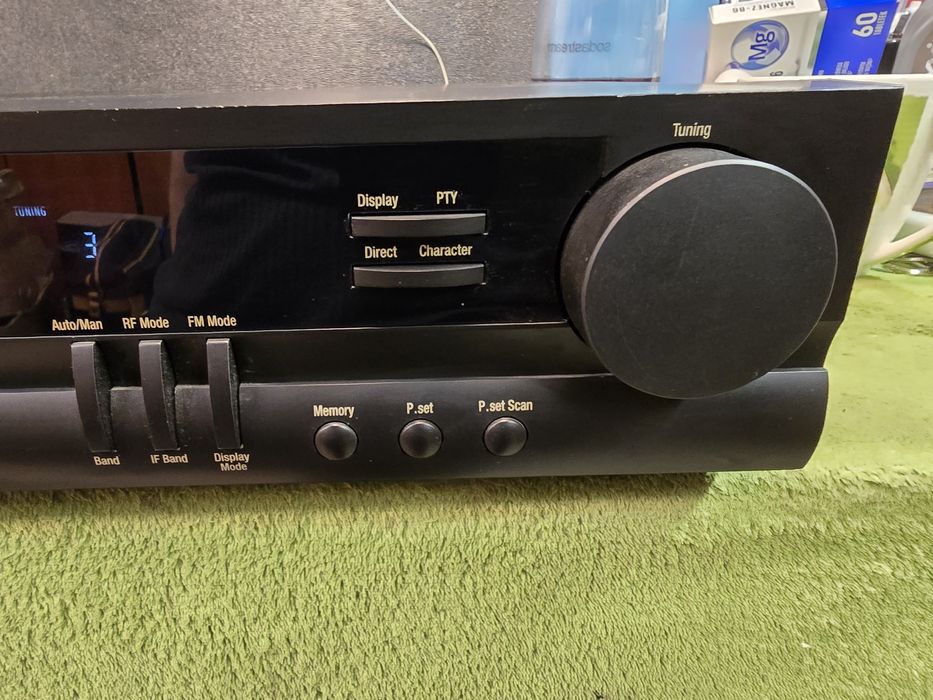 HARMAN KARDON TU 940 tuner radiowy stereo.