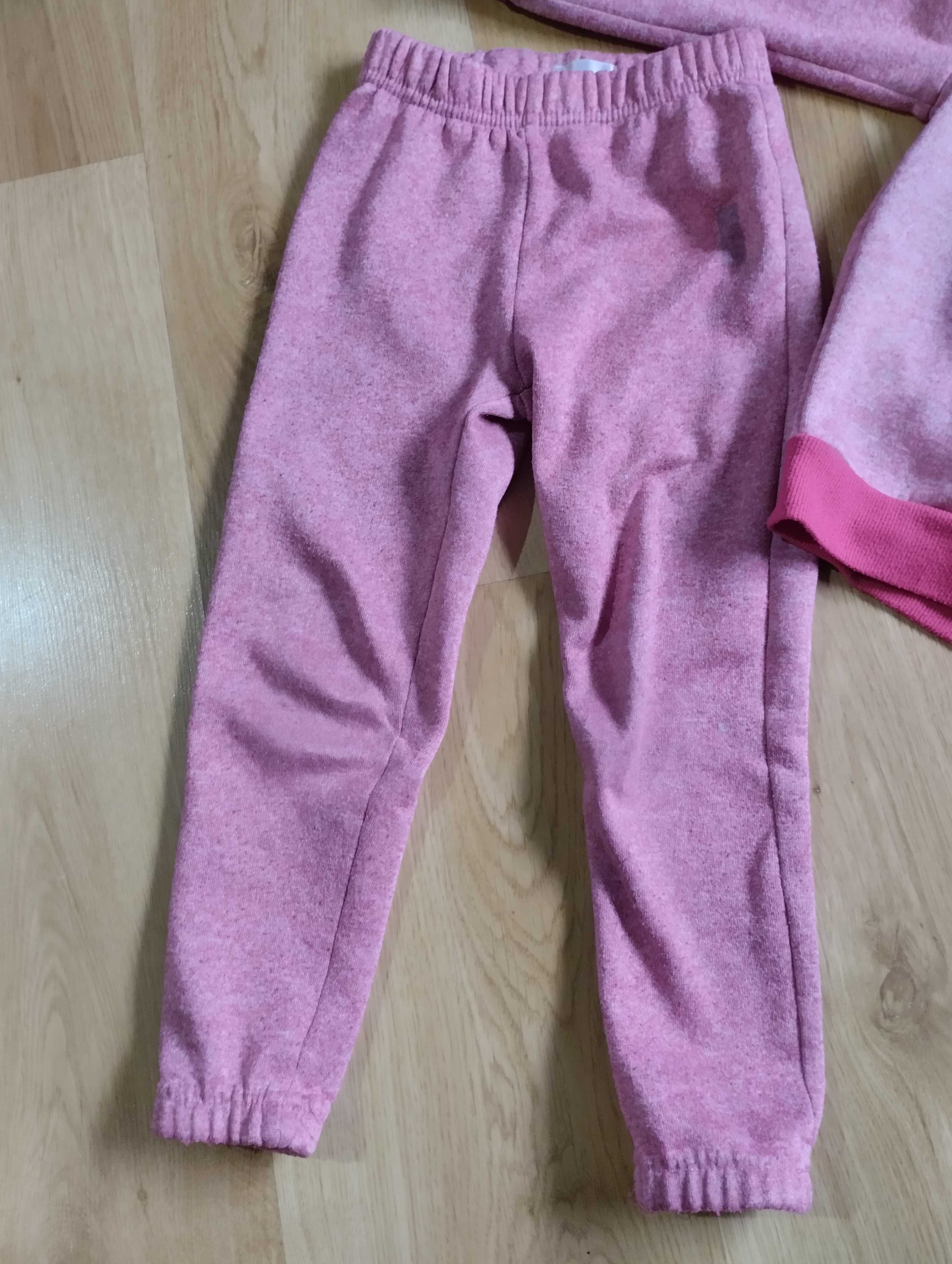 Dres dla dziewczynki r.104