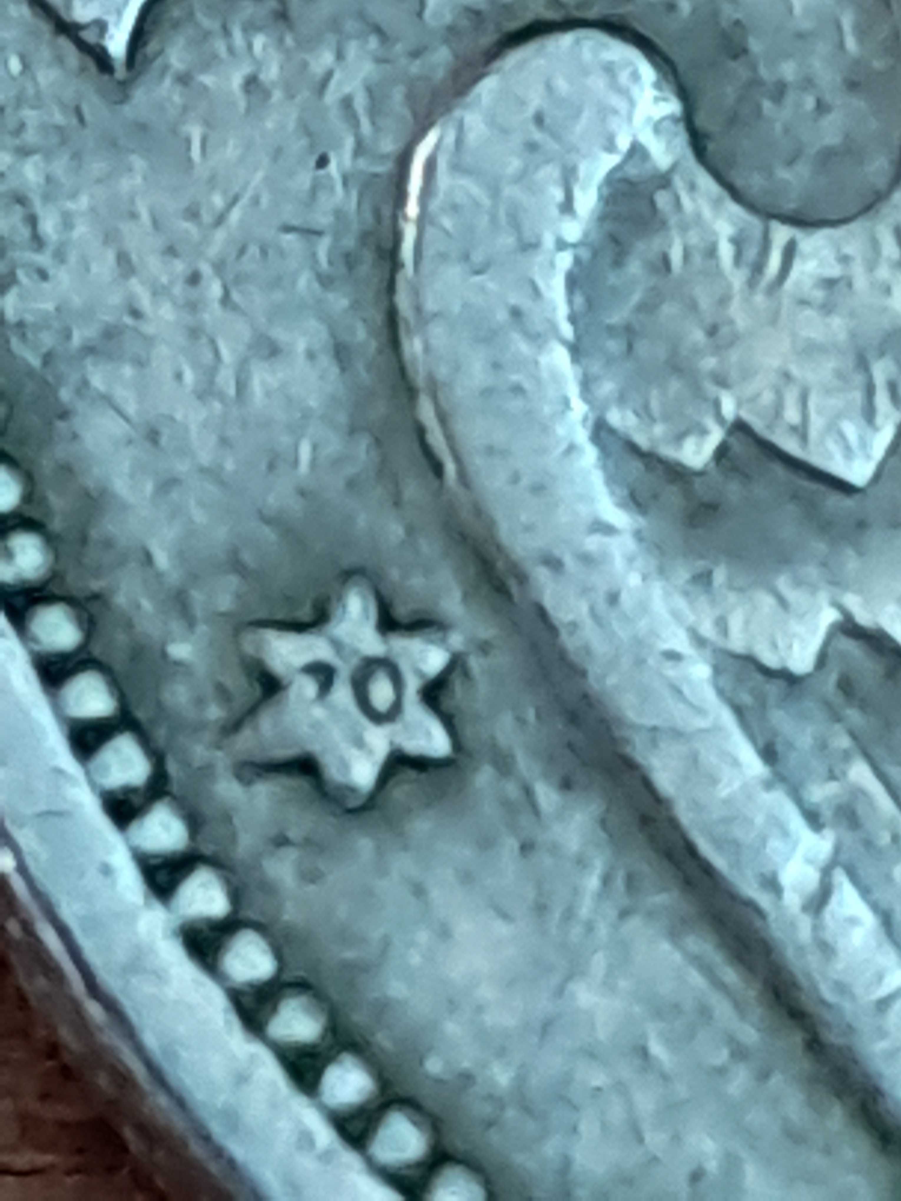 Moedas de 5 e 25 pesetas espanholas raras.