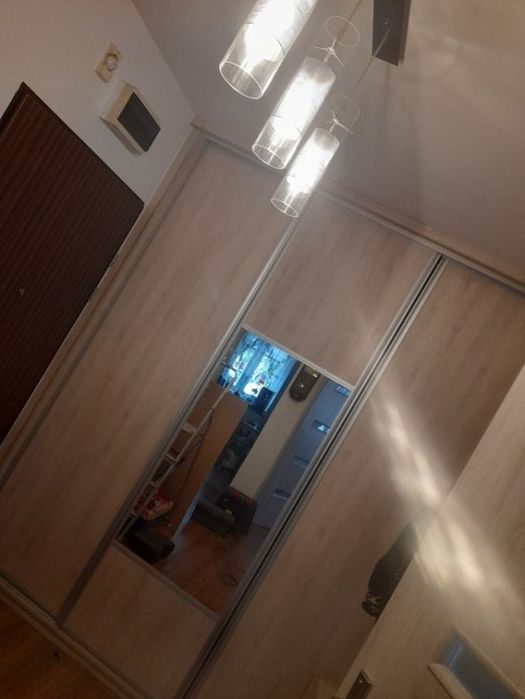 Wykonuję meble na wymiar.