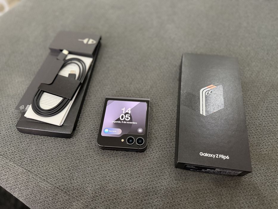 Samsung Galaxy Z Flip 6