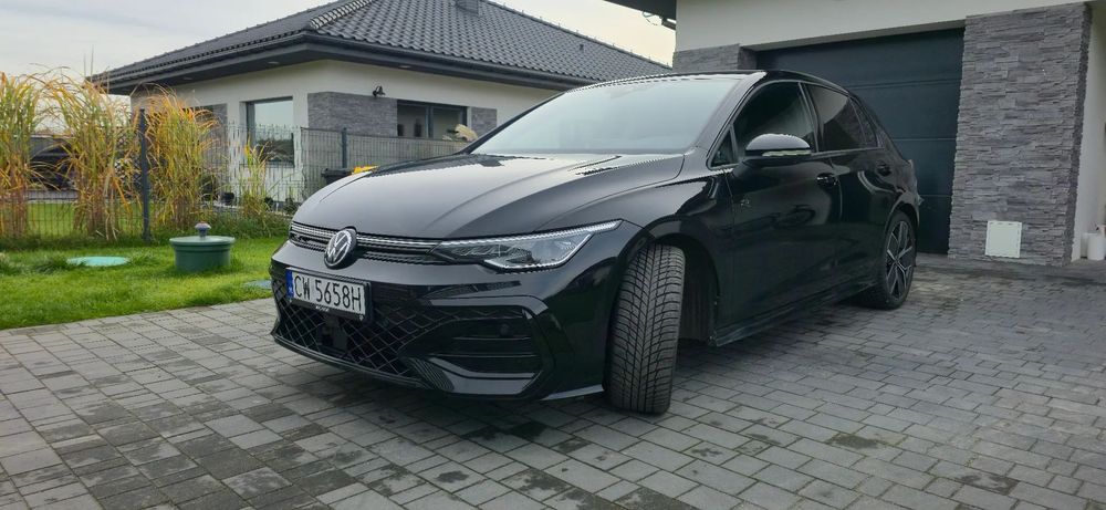 Volkswagen Golf CESJA - VW Golf VIII R-Line - 1.5 eTSI mHEV - DSG