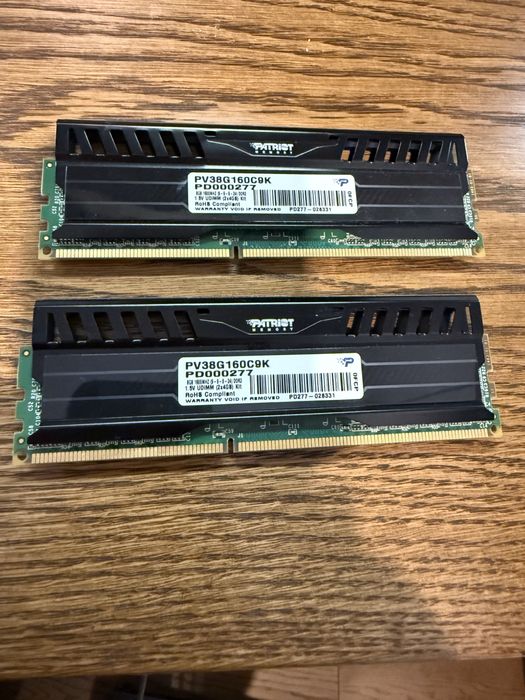 Patriot 2x4GB PV38G160C9K