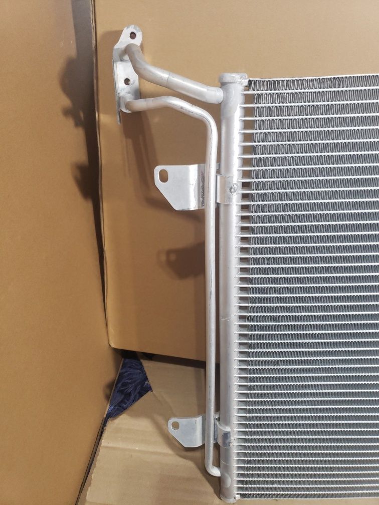 Радиатор кондиционера Volkswagen Tiguan (2008-2016) 1.4/2.0 TSI