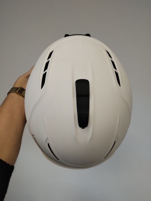 Biały kask narciarski Uvex 52-55cm