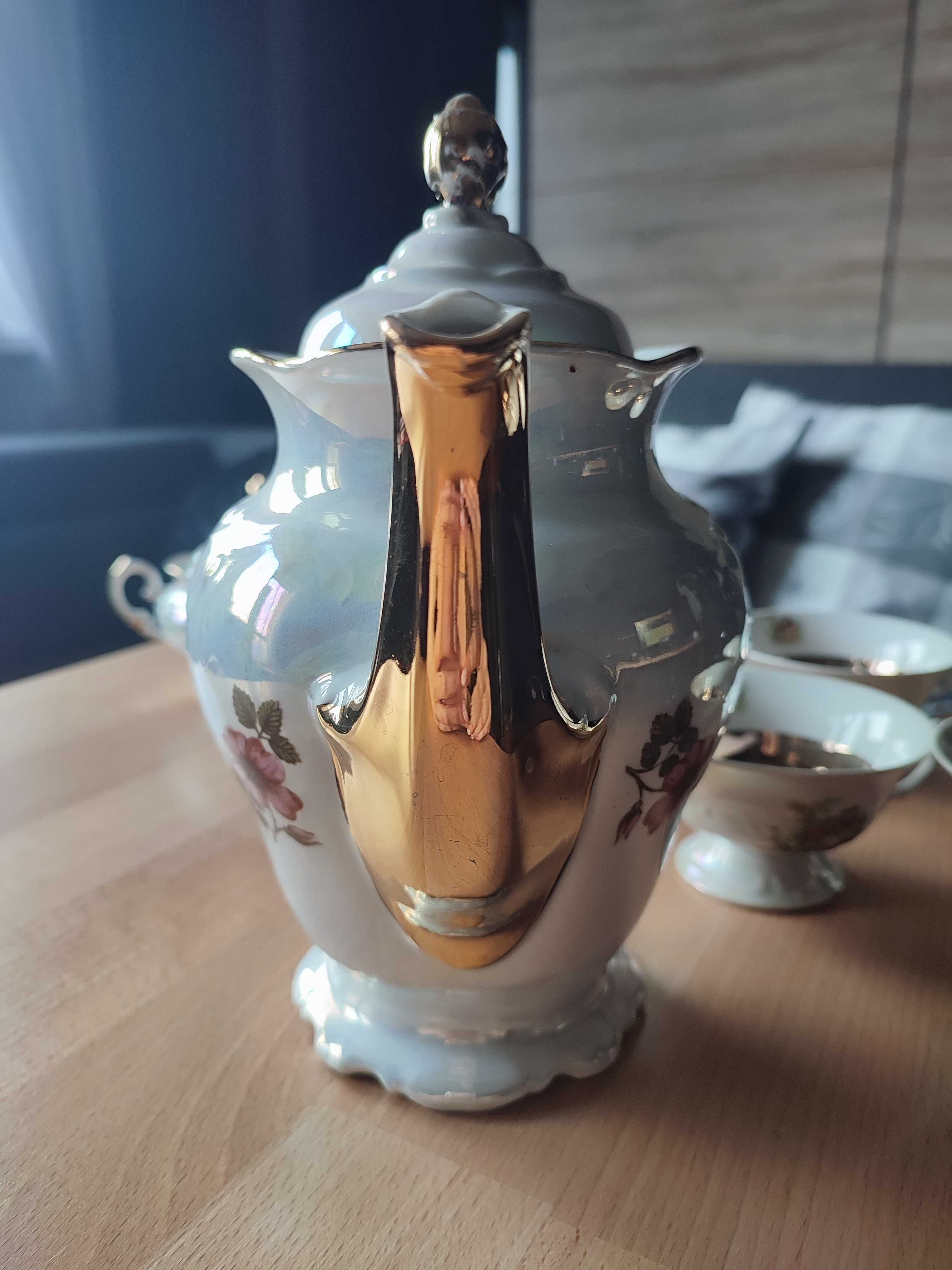 Dzbanek Wawel Wałbrzych biała porcelana PRL retro vintage