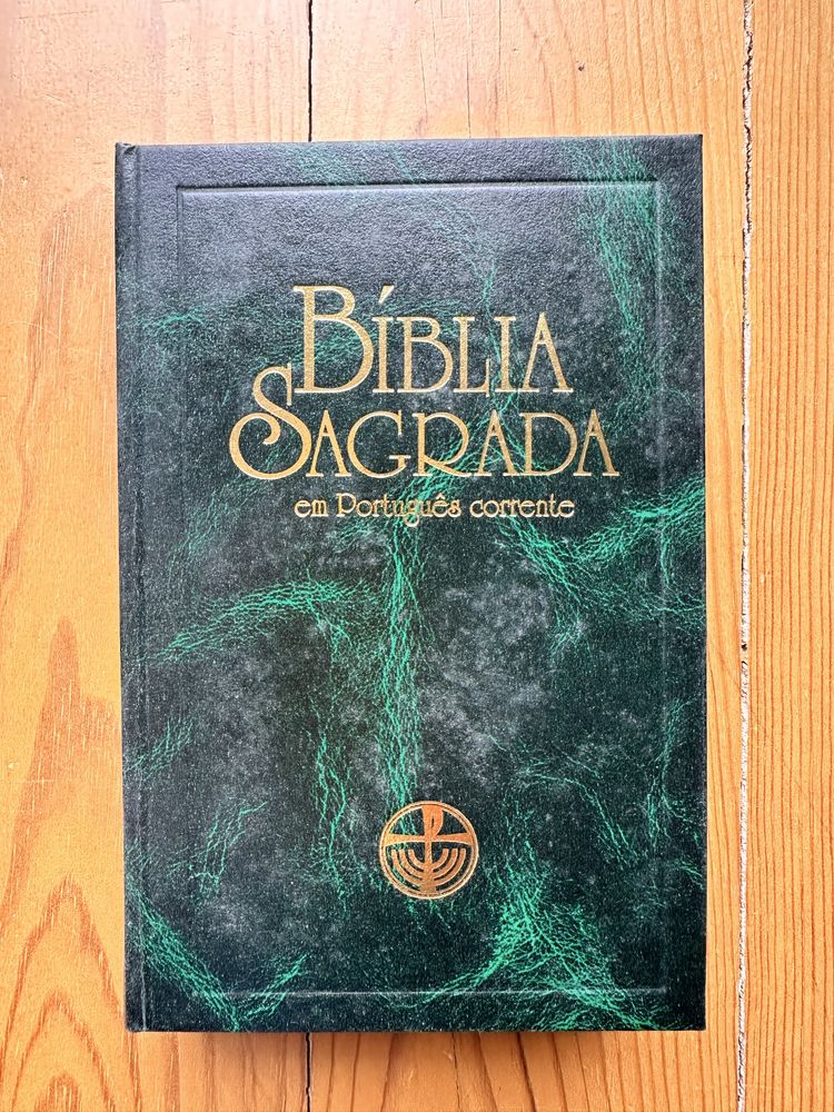 Biblia sagrada em portugues corrente