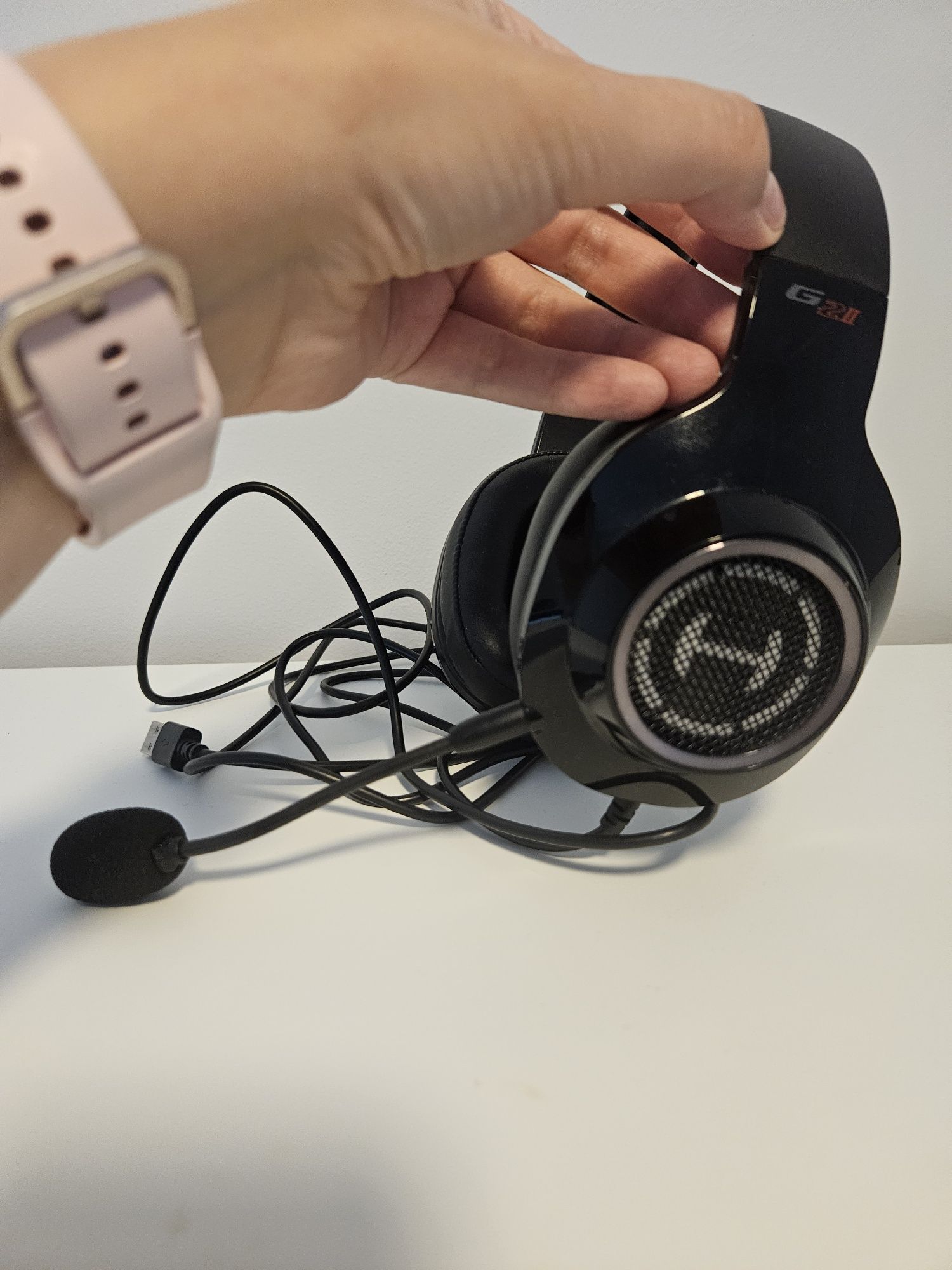 Edifier G2 II Gaming Headset with Noise Canceling Microphone